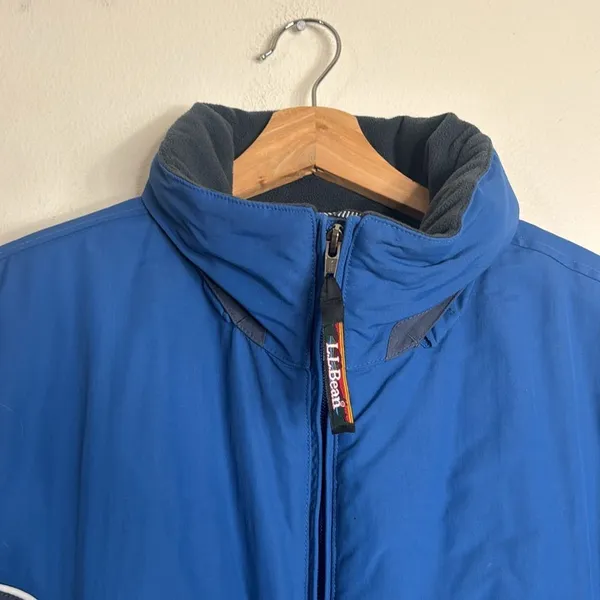 Vtg L.L. Bean ladies medium reg zip up nylon outdoors cold weather‎ jacket - Image 4