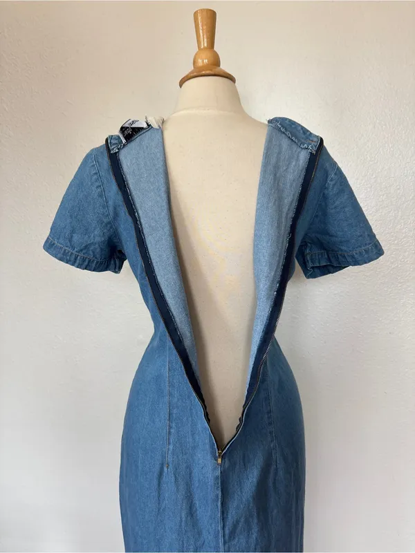 Vintage 80s Western V-Neck Faux Button-Front Light Blue Denim Midi Dress - Image 8