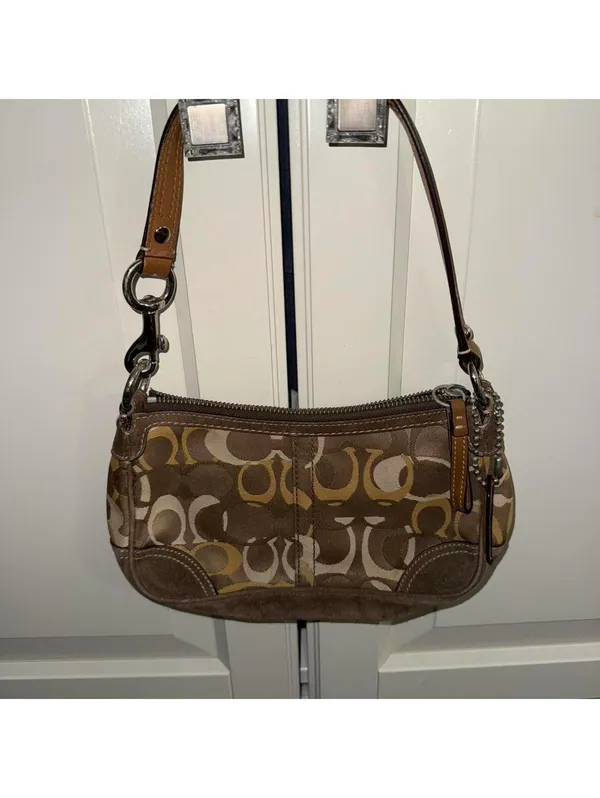Vintage coach shoulder bag - Image 2