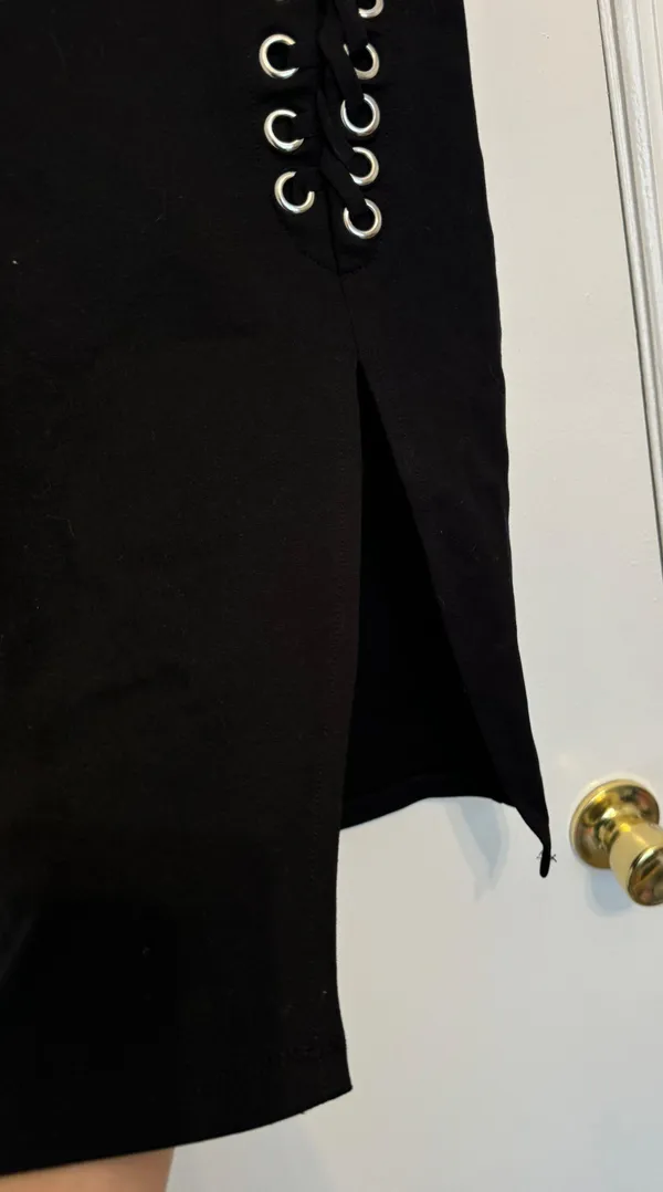 Black Pencil Skirt Size Large - Image 3
