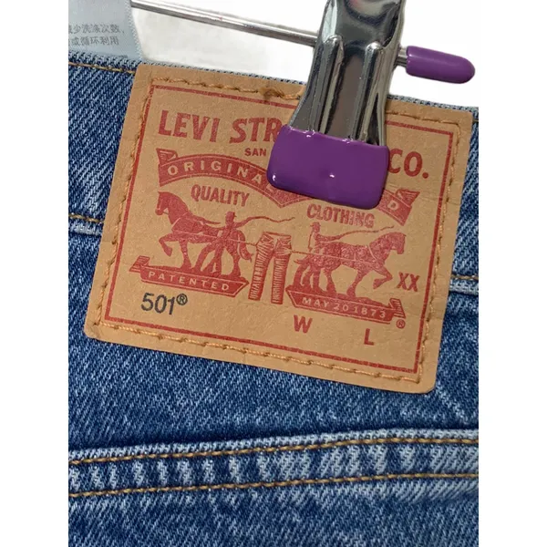 Levi's 501 high waisted cut off‎ shorts size 27 W NWT - Image 3