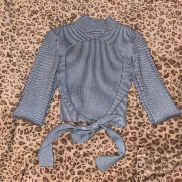 Zara baby blue backless tie back turtleneck - Image 3
