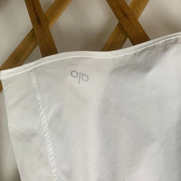 ALO YOGA White Sporty Mini Skirt, Size M - Image 3