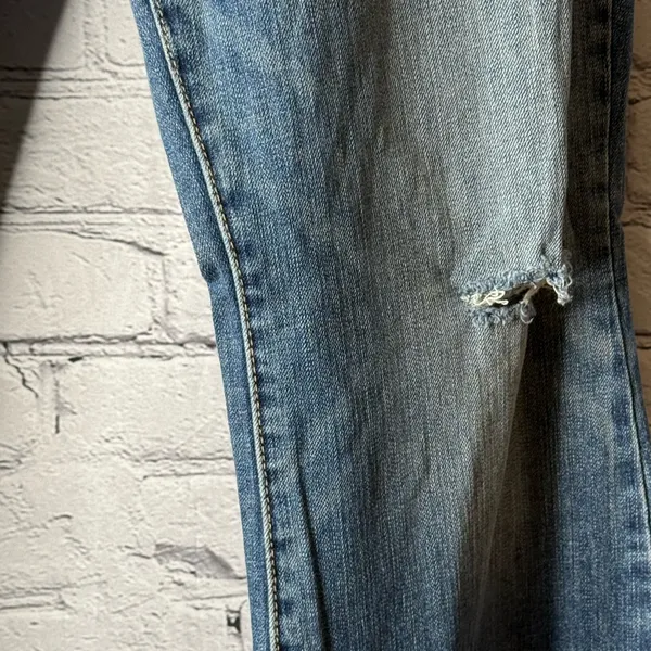 American Eagle 77 high rise flared leg jeans size 12 - Image 5