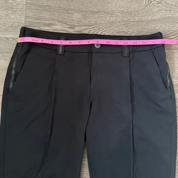 Lululemon Club Short Women's Size 8 Black 9" Golf Tennis Stretch Shorts - Image 10