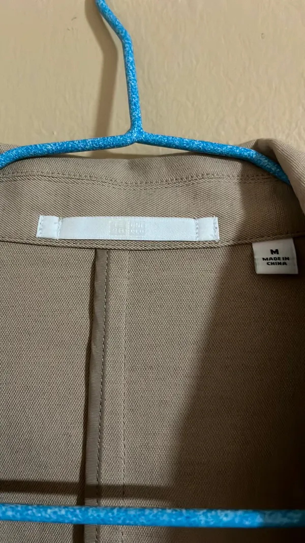Uniqlo Blazer - Image 2