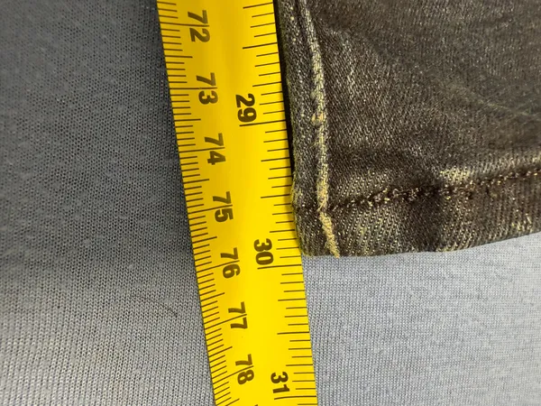 Levi’s Curve ID Demi Curve Straight Jeans 4/27 Black – Discontinued Style - Image 10