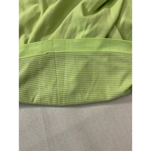 Lululemon‎ Swifty Tee size 8 - Image 3