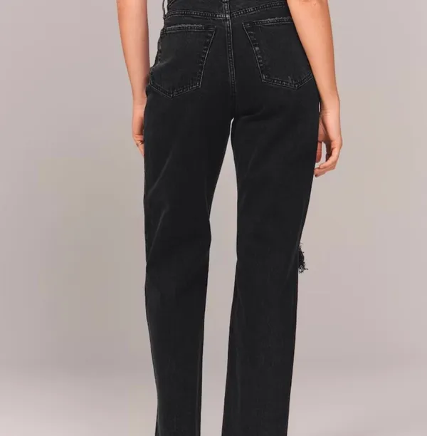 Abercrombie Jeans - Image 4