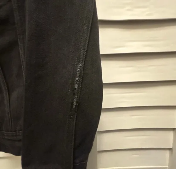 Old Navy Jacket Women’s Small Petite Black Cozy Y2K Trucker Sherpa Lined Denim - Image 4