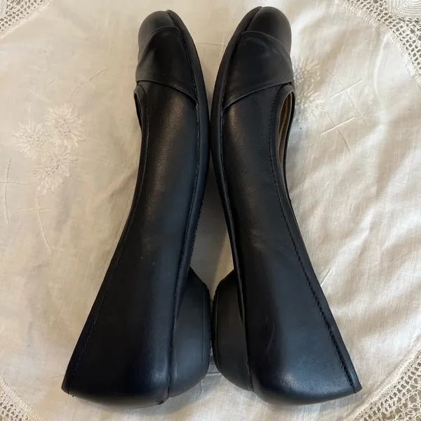 Hush Puppies Black Leather Comfort Shoes Women’s 8.5 Small Heel Casual Office - Image 6