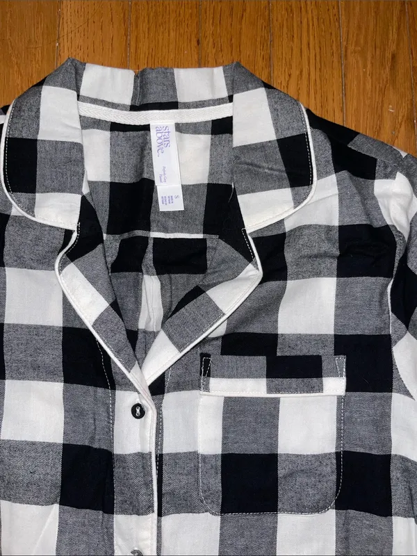 Stars Above Black/White Flannel Button-up Nightgown - Image 3