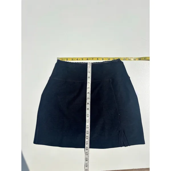 Beyond Yoga Spacedye Allure Skirt Black M - Image 6
