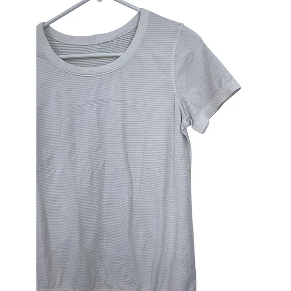 Lululemon 6 Swiftly Tech short sleeve shirt white top logo Tee T-shirt Crewneck - Image 3