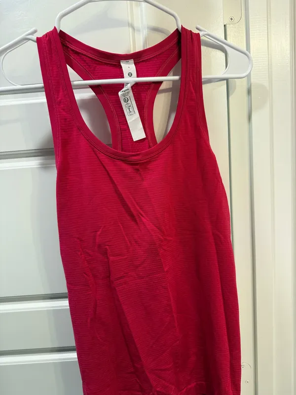Lululemon Swiftly Tech Racerback Tank Hip 2.0 Length - Image 2