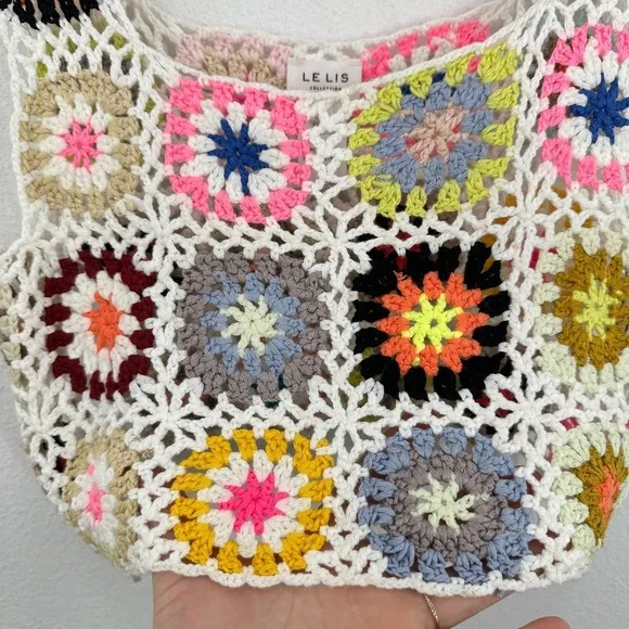 Le Lis Size Small Crochet Crop Top Colorful Granny‎ Square Knit Vest Festival - Image 4