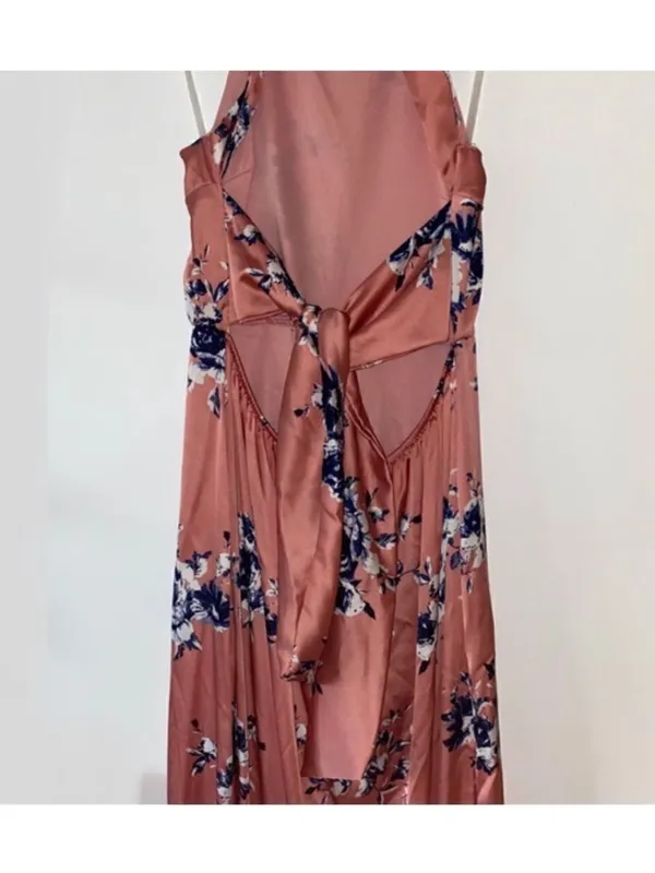 Charlotte Russe Coral Pink Floral Halter Maxi Dress with Navy Accents - Image 8