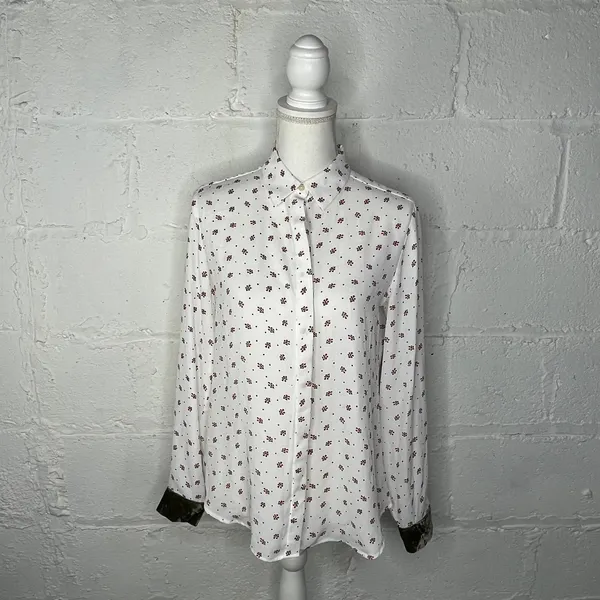 Loft Women's White‎ Red Green Berry Velvet Cuff Button Blouse Size Small - Image 2
