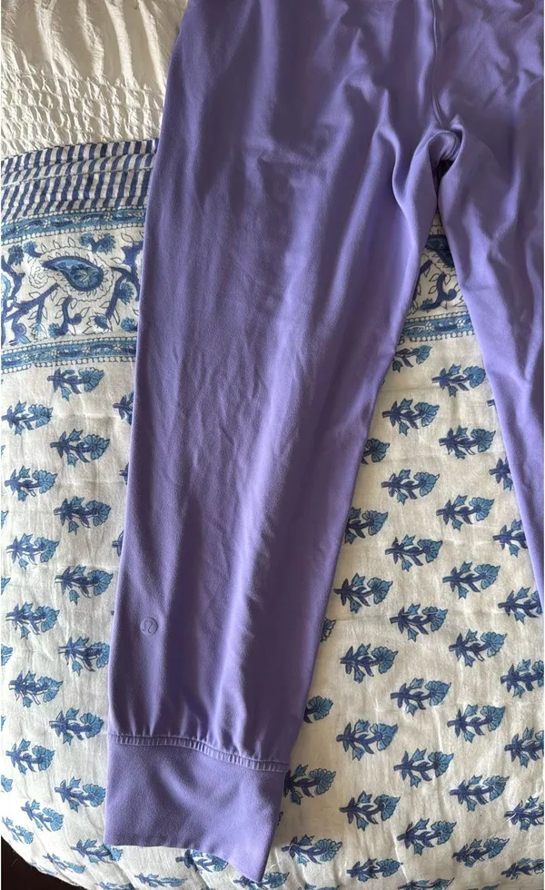 Lululemon Ready to Rulu CROPPED Joggers - Image 2