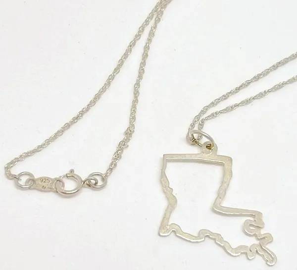 Maya Brenner Louisiana Necklace SterlingSilver State Outline Charm Delicate Fine - Image 6