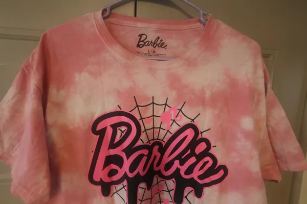 Barbie Barbie spider web graphic t-shirt tie dye in pink, black and hot pink size large. - Image 2