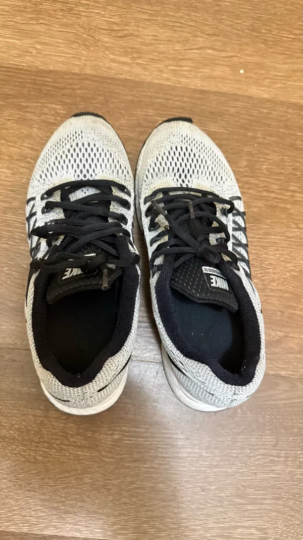 Nike Running Shoes - Image 6