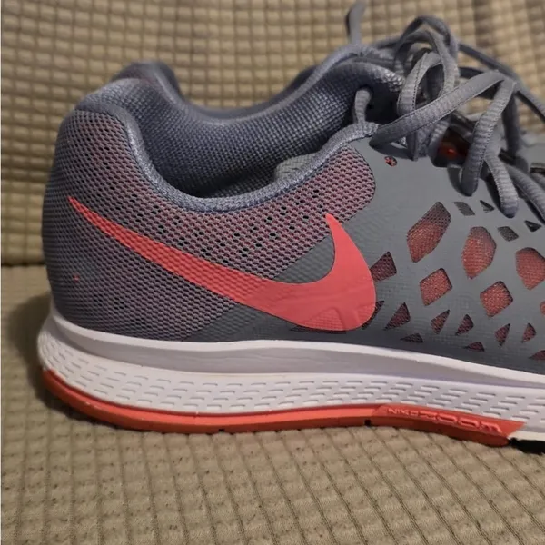 Nike Kids Light Blue and Pink Sneakers - Image 14
