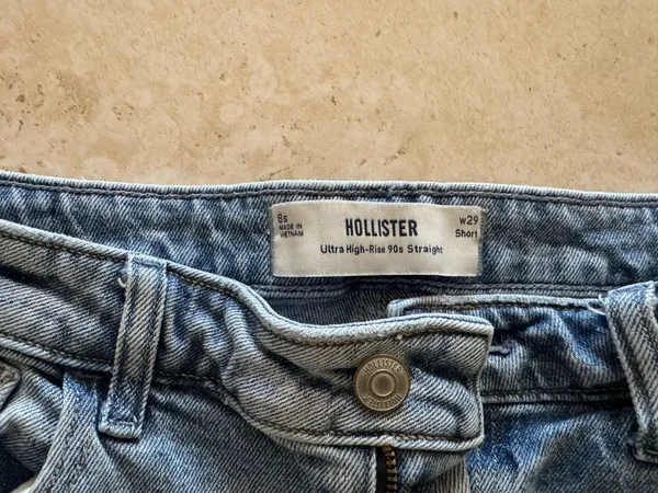 Hollister Jeans 90s Straight - Image 4
