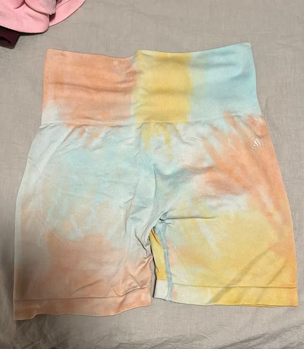Gym Shorts Size M - Image 2