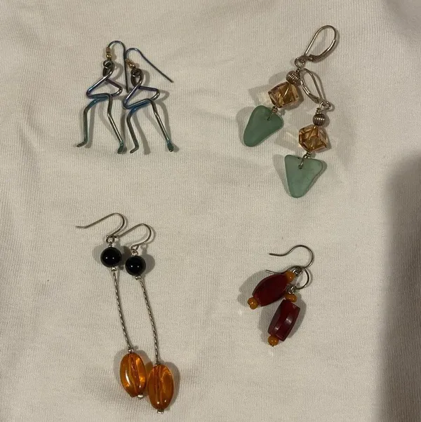 Earring lot Random adorable earring lot - Image 2