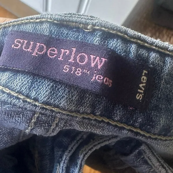 Levis Superlow 518 Jeans 7 Short Low Rise Y2K Skinny Denim Retro Style - Image 9