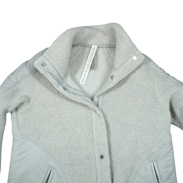 Lululemon Size 4 Wool Blend Sherpa‎ Fleece Go Cozy Jacket Heathered Ceramic - Image 2