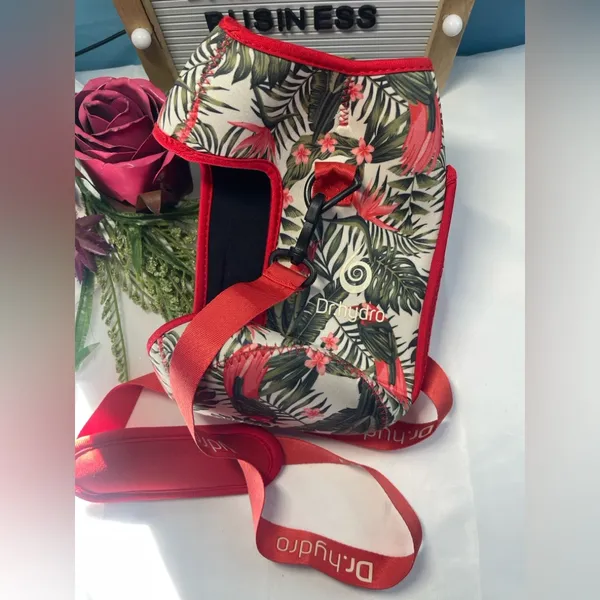 Red and Green Women's Bag - Image 2