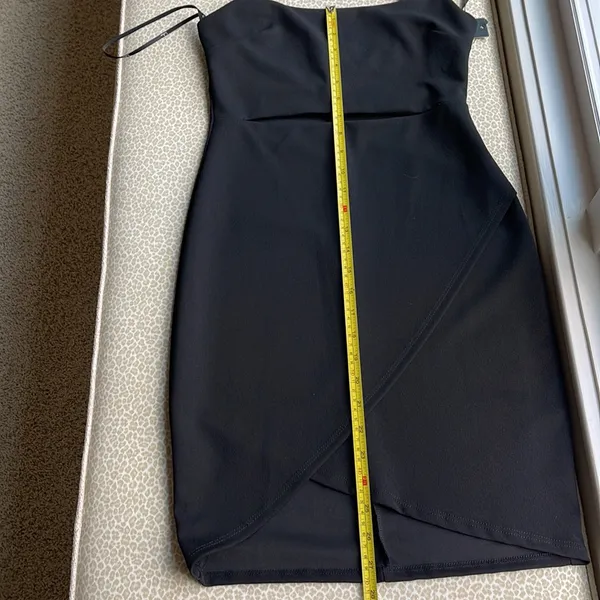 NWT Lulu’s Little Black Dress with peek a boo front opening - Image 11