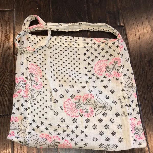 Free People fabric crossbody floral bag - Image 2