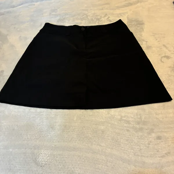 NIKE Women's Black Golf Skort Size 2 Small In Excellent Condition - Image 2
