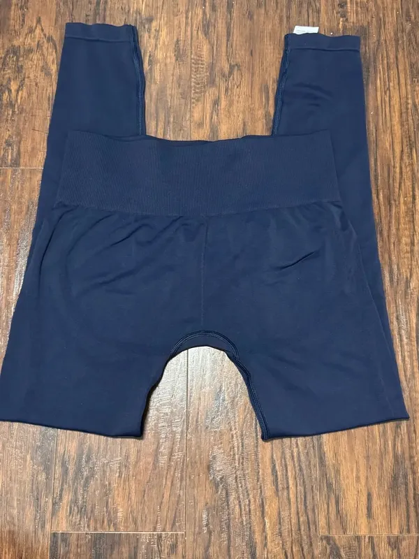 Gymshark Everyday Seamless Leggings Medium - Image 2