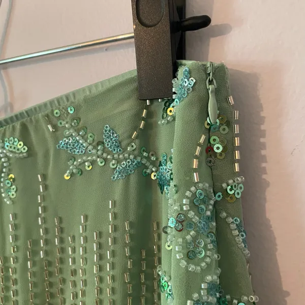 Green Allover Beaded Sequin Maxi Skirt Resort Vacation Glam Women's size Medium - Image 4