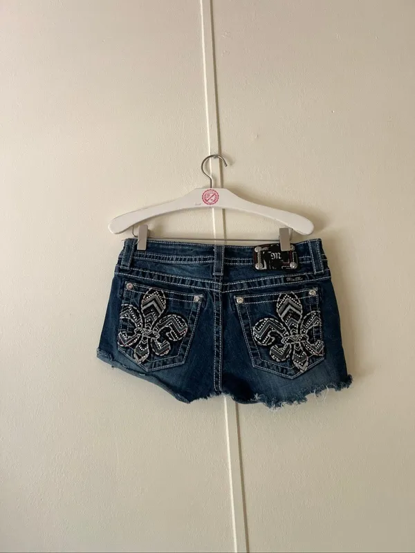 Miss Me Size 28 Mid Jean Shorts Womans - Image 6