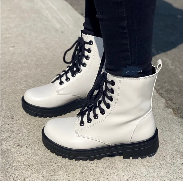 White Lace Combat Boot Size 10 - Image 2