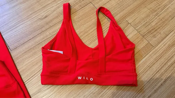 WILO Anthropologie The Label Sports Bra & leggings size small red - Image 4