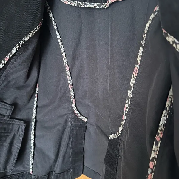NWOT! CAbi Dark Brown Corduroy Blazer - Image 4