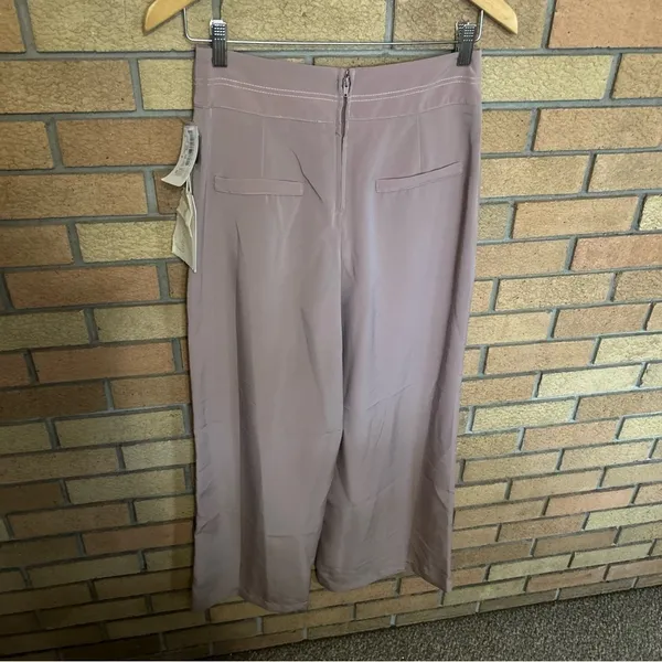 NWT Dillards Love & Piece Collective Mauve Women’s Wide Leg Slacks Button Size S - Image 4