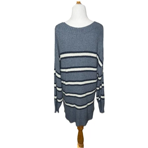American Eagle Oversized V Neck Striped Sweater Blue White Womens Size Medium - Image 3