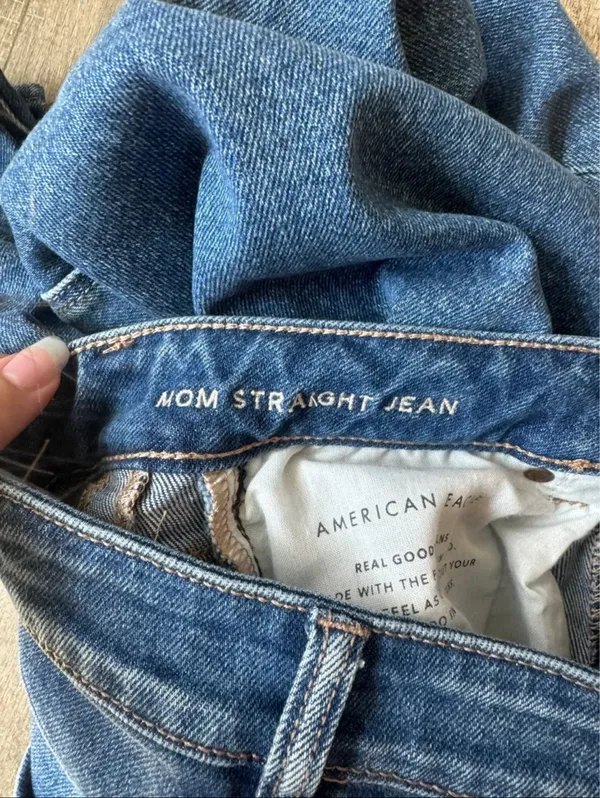 American Eagle Mom Jeans - Image 7