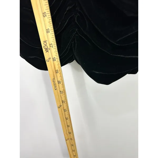 Zara Black Velvet Ruched Crop Top Size Small Puff Sleeve‎ Whimsigoth Art Deco - Image 4