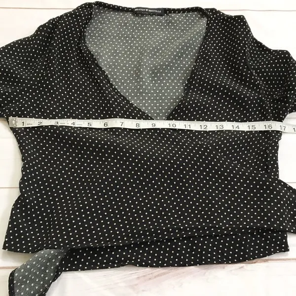 Brandy Melville Wrap Top   - Image 7