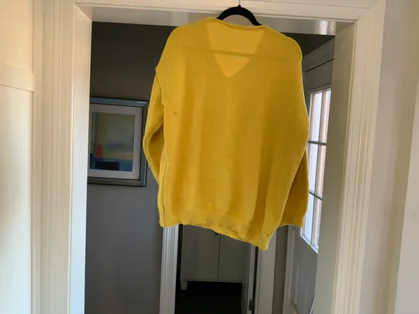 Ladies New Sweater Large Yellow - Image 2