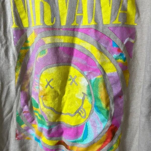 Nirvana smile print sweatshirt women’s size large‎ - Image 4
