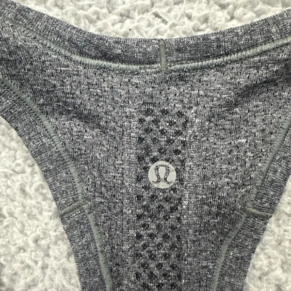 Lululemon Swiftly Tech Tank Top Gray Athletic Athleisure Women's 6 - Image 3